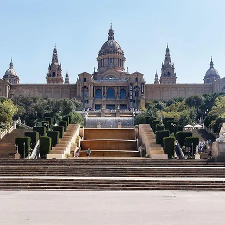 Feelathome Plaza Appartamento *