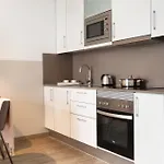 Feelathome Plaza * Barcelona