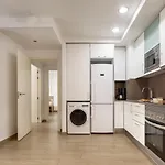 Feelathome Plaza Apartamento *