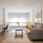 Feelathome Plaza * Barcelona