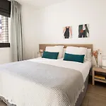 Feelathome Plaza Apartamento