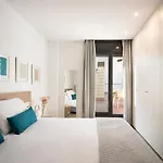 Feelathome Plaza * Barcelona