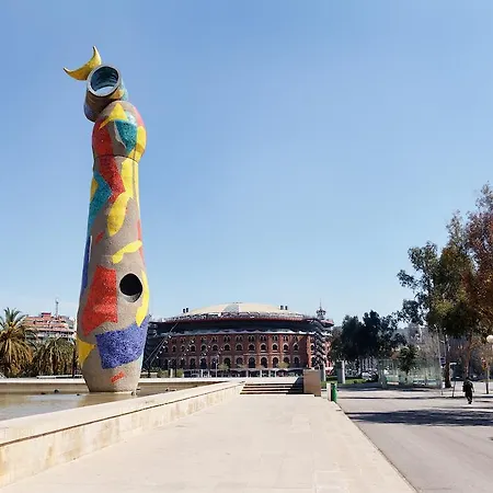 Feelathome Plaza Appartement *