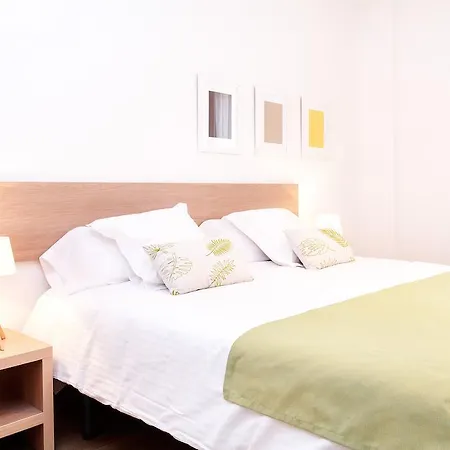 Feelathome Plaza Apartamento Barcelona