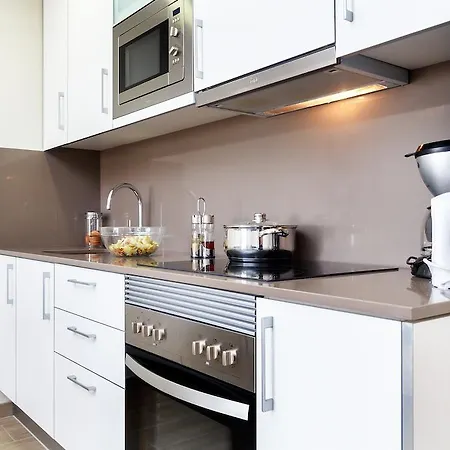 Feelathome Plaza Apartamento