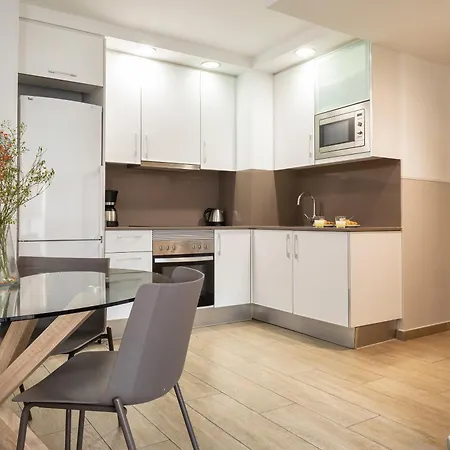 Feelathome Plaza Apartamento Barcelona