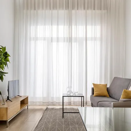 Feelathome Plaza Apartamento Barcelona