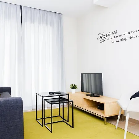Feelathome Plaza * Barcelona