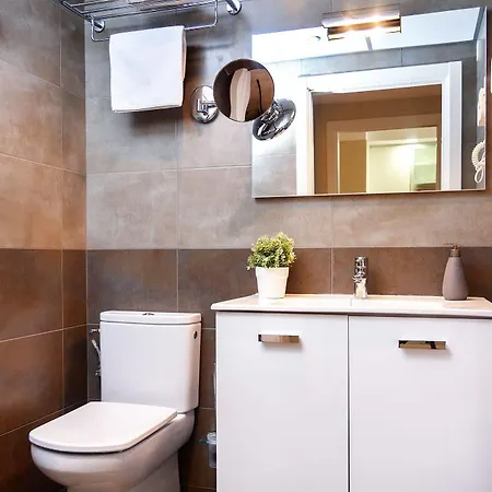 Feelathome Plaza Apartamento