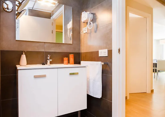 Feelathome Plaza Apartamento