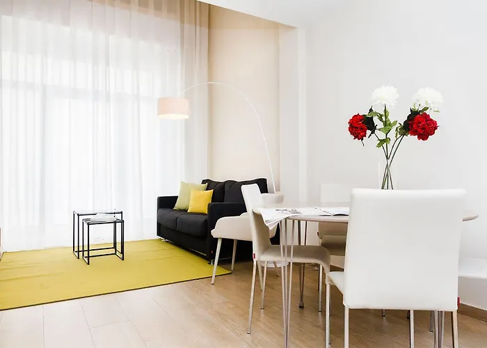 Feelathome Plaza Apartamento