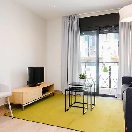 Apartment Feelathome Plaza